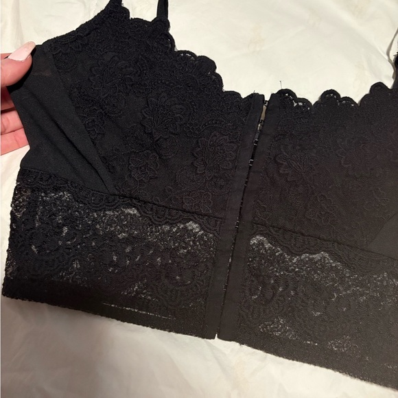 Forever 21 Black Lace Bralette - Picture 2 of 4